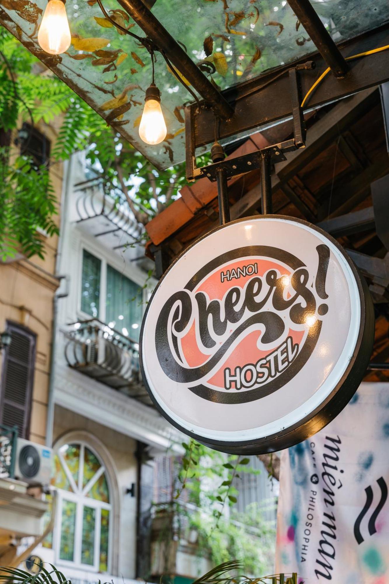 Cheers Hostel Hanoi Exterior foto