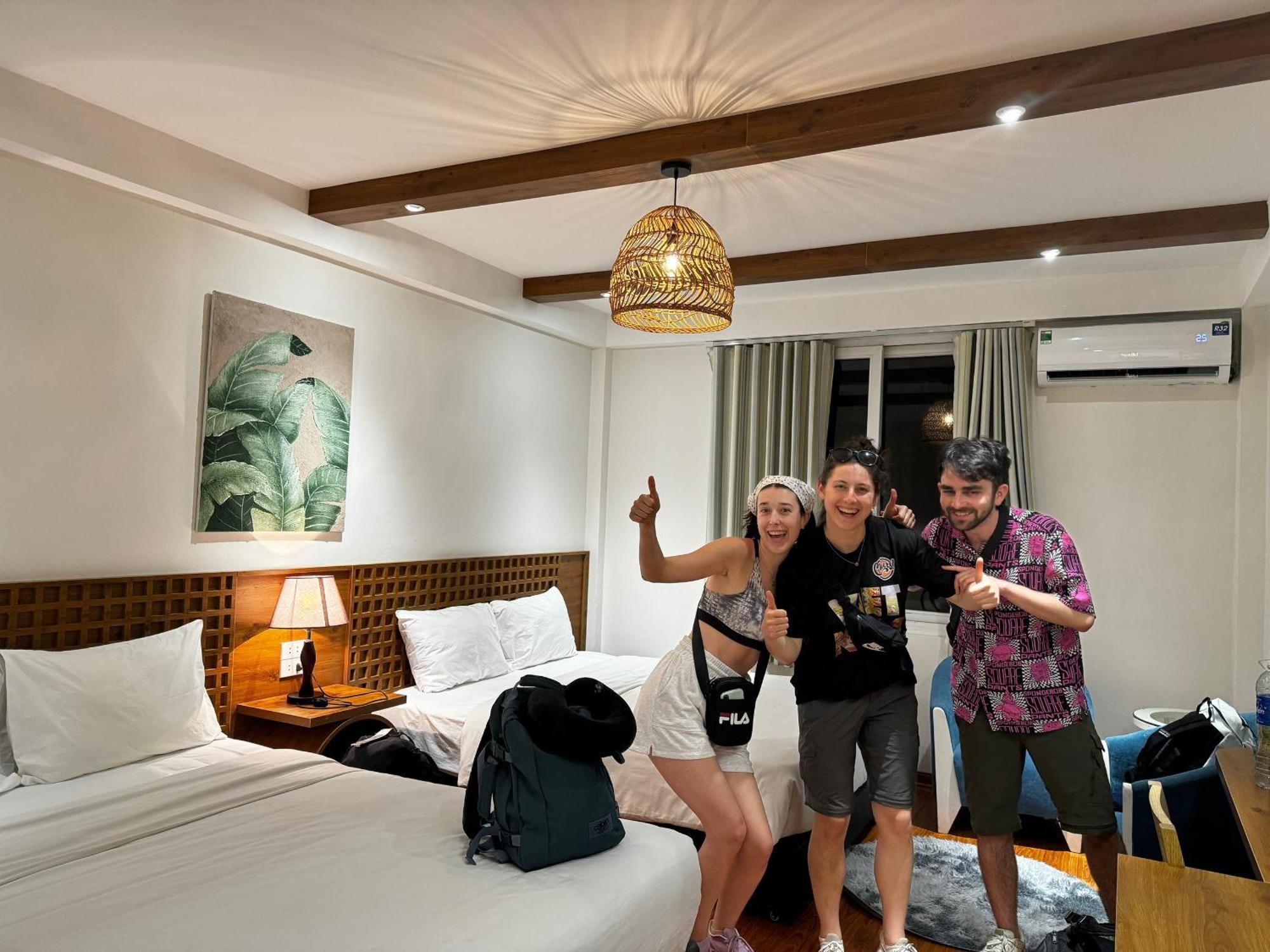 Cheers Hostel Hanoi Exterior foto